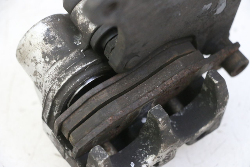 photo de PINZA FRENO ANTERIORE  KYMCO GRAND DINK 125 (2002 - 2007) - Altra angolazione