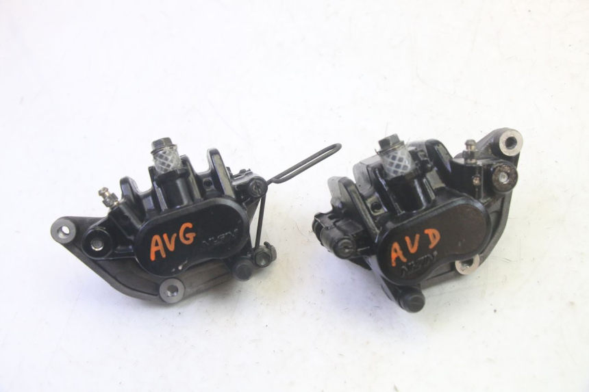 photo de PINZA FRENO ANTERIORE  SUZUKI GSF N BANDIT 600 (1996 - 1999) - Vista principale