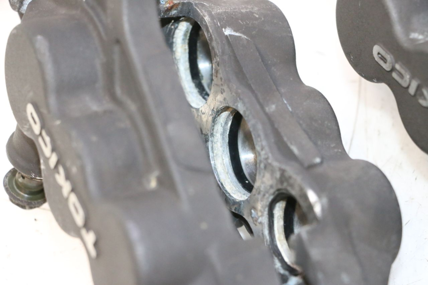 photo de PINZA FRENO ANTERIORE  SUZUKI GSF N BANDIT 1200 (2001 - 2005) - Vista d'insieme del prodotto