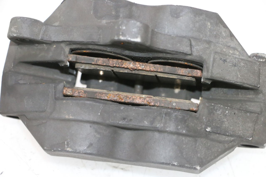 photo de PINZA FRENO ANTERIORE  SUZUKI GSR 600 (2005 - 2012) - Primo piano tecnico