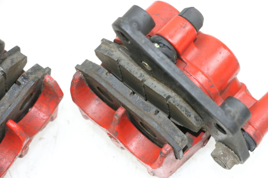 photo de PINZA FRENO ANTERIORE  JM MOTORS GTS 125 (2015 - 2019) - Altra vista dell'articolo