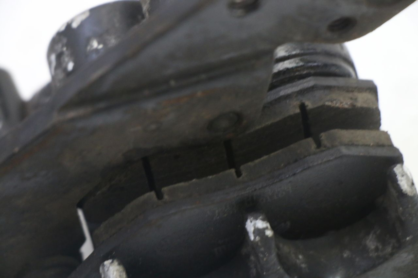 photo de PINZA FRENO ANTERIORE SYM JET 14 4T 50 (2018 - 2022) - Dettagli dei punti di fissaggio