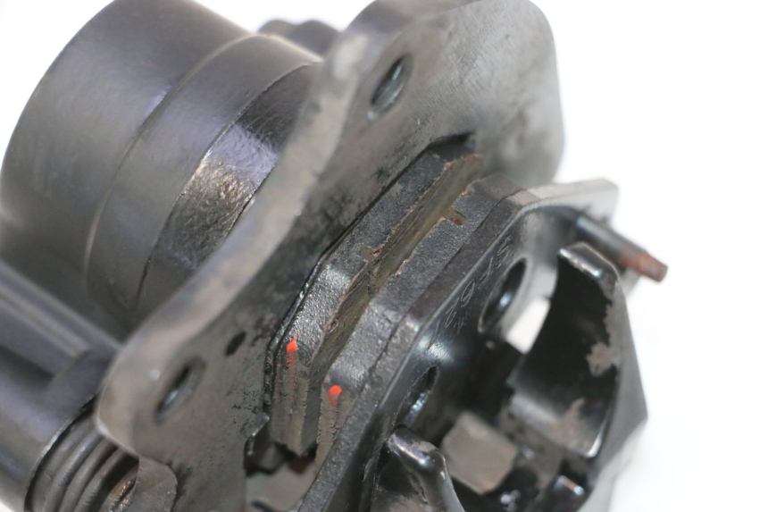 photo de PINZA FRENO ANTERIORE  PEUGEOT KISBEE 4T 50 (2023 - 2026) - Primo piano tecnico