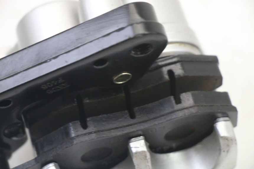 photo de PINZA FRENO ANTERIORE KYMCO AGILITY 4T 50 (2005 - 2018) - Dettagli dei punti di fissaggio
