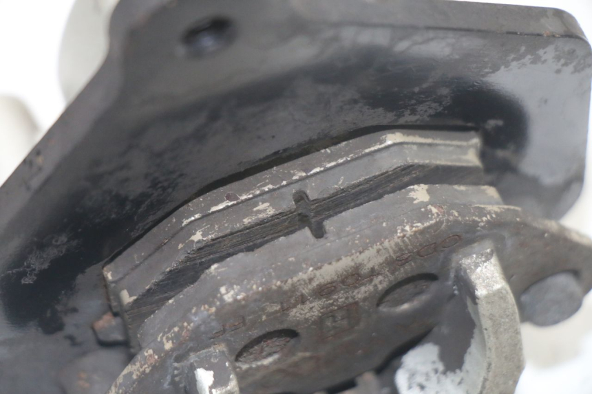 photo de PINZA FRENO ANTERIORE KYMCO PEOPLE S 125 (2000 - 2008) - Stato della superficie e materiale