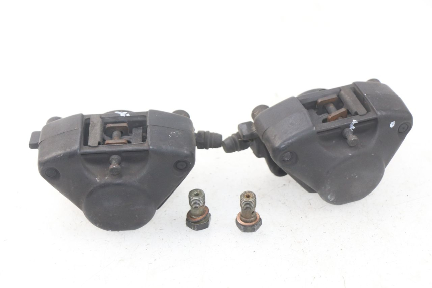 photo de PINZA FRENO ANTERIORE PIAGGIO MP3 LT 400 (2007 - 2012) - Dettagli dei punti di fissaggio