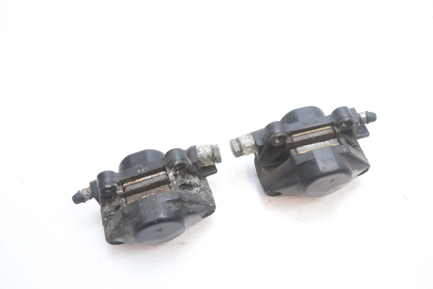 photo de PINZA FRENO ANTERIORE PIAGGIO MP3 LT 300 (2010 - 2016) - Dettagli dei punti di fissaggio