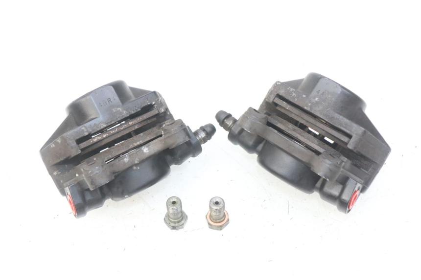 photo de PINZA FRENO ANTERIORE PIAGGIO MP3 500 (2014 - 2017) - Primo piano tecnico