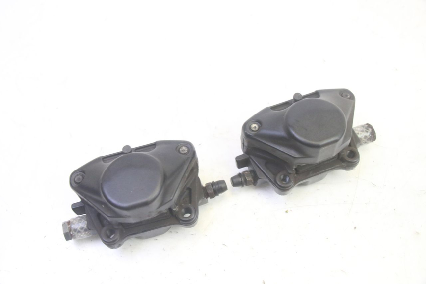 photo de PINZA FRENO ANTERIORE  PIAGGIO MP3 RL 250 (2006 - 2010) - Primo piano tecnico