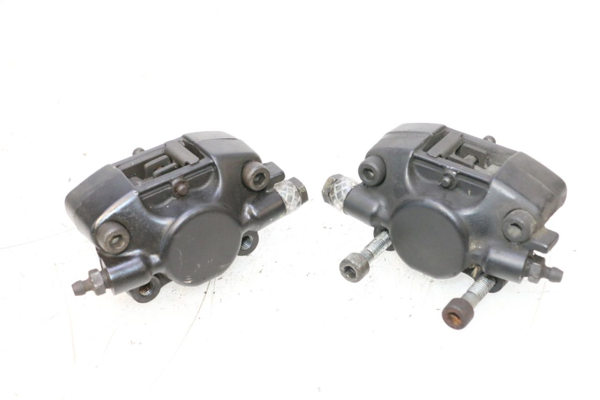 photo de PINZA FRENO ANTERIORE  PIAGGIO MP3 RL 250 (2006 - 2010) - Primo piano tecnico