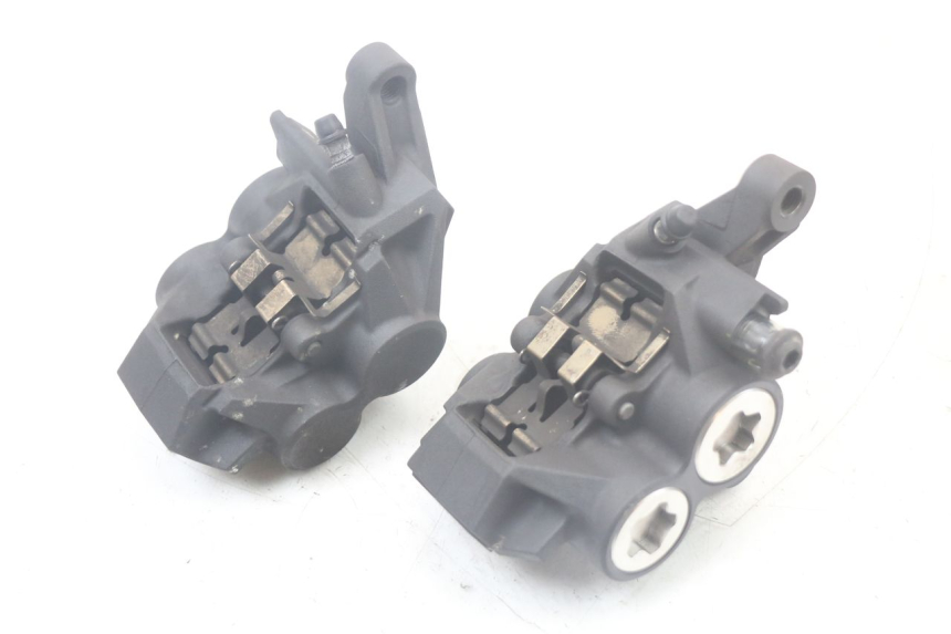 photo de PINZA FRENO ANTERIORE YAMAHA MT-07 MT07 ABS 700 (2014 - 2017) - Zoom sullo stato d'uso