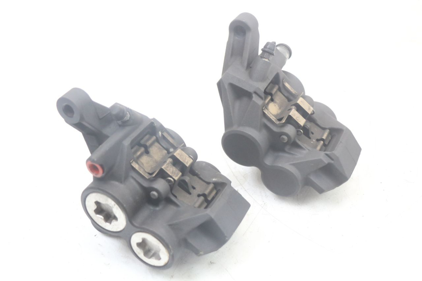 photo de PINZA FRENO ANTERIORE YAMAHA MT-07 MT07 ABS 700 (2014 - 2017) - Altra angolazione