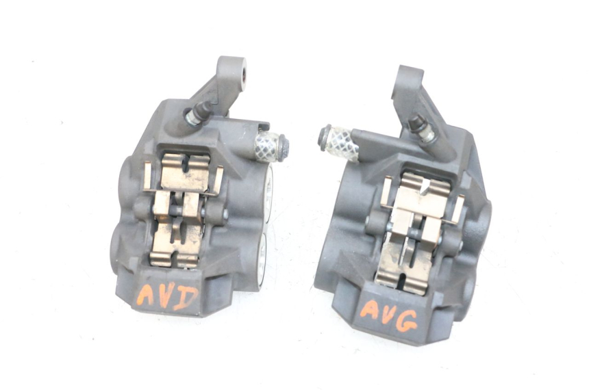 photo de PINZA FRENO ANTERIORE  YAMAHA MT-07 MT07 ABS 700 (2018 - 2020) - Stato della superficie e materiale