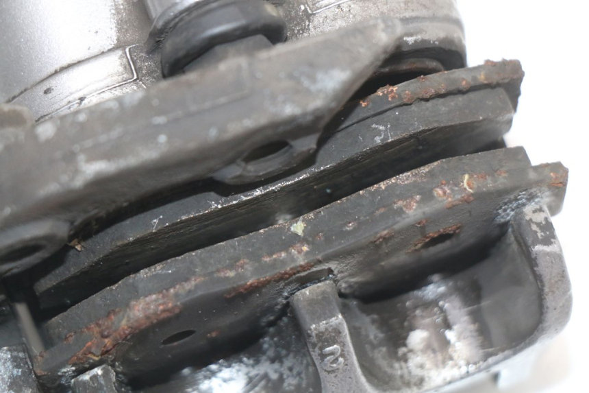 photo de PINZA FRENO ANTERIORE HONDA NHX LEAD 110 (2008 - 2010) - Dettagli dei punti di fissaggio