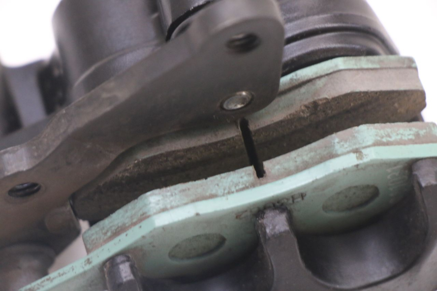 photo de PINZA FRENO ANTERIORE  PIAGGIO NRG POWER PUREJET 50 (2018 - 2021) - Stato della superficie e materiale