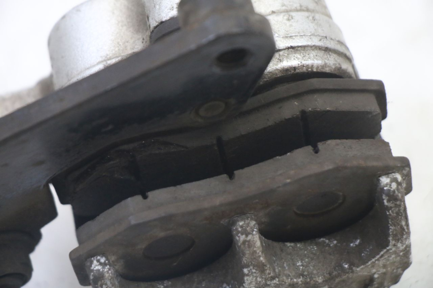 photo de PINZA FRENO ANTERIORE  JM MOTORS OLDIES GT 4T 50 (2018 - 2025) - Dettagli dei punti di fissaggio