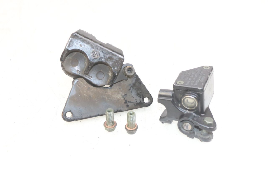 photo de PINZA FRENO ANTERIORE  SYM ORBIT III 3 4T 50 (2021 - 2025) - Dettagli dei punti di fissaggio