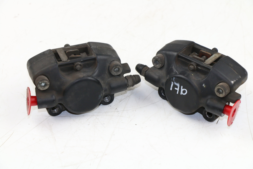 photo de Pinza freno anteriore PIAGGIO MP3 125 (2006 - 2014) - Stato della superficie e materiale