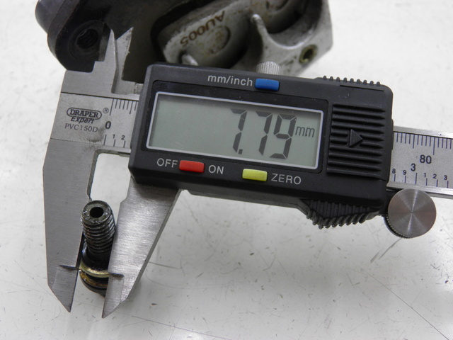 photo de Pinza freno anteriore QINGQI SPEEDY 50 (2005 - 2007) - Altra angolazione