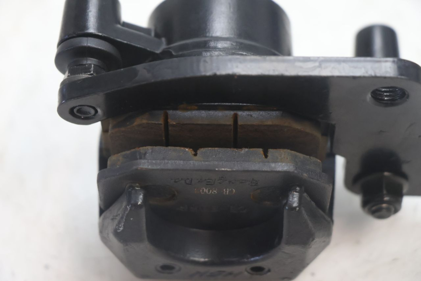 photo de PINZA FRENO ANTERIORE  JM MOTORS R-MAX TECH 50 (2024 - 2026) - Dettagli dei punti di fissaggio