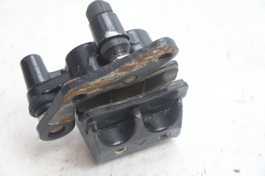 photo de PINZA FRENO ANTERIORE  APOLLO RFZ 125 - Stato della superficie e materiale