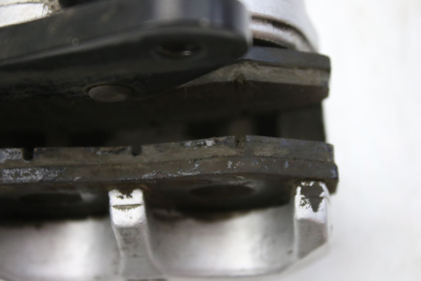 photo de PINZA FRENO ANTERIORE KYMCO SENTO 100 (2008 - 2013) - Stato della superficie e materiale