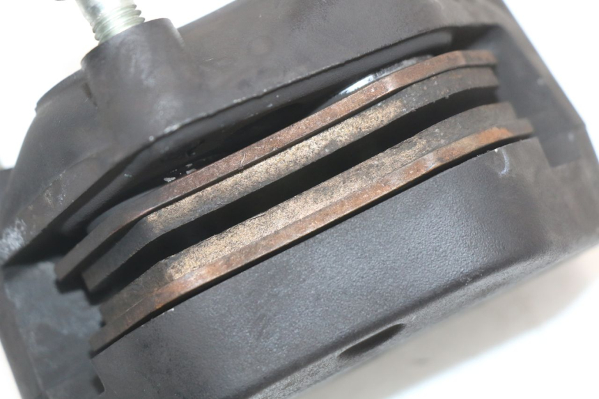 photo de PINZA FRENO ANTERIORE  HARLEY DAVIDSON SPORTSTER XL CUSTOM 1200 (2003 - 2004) - Stato della superficie e materiale