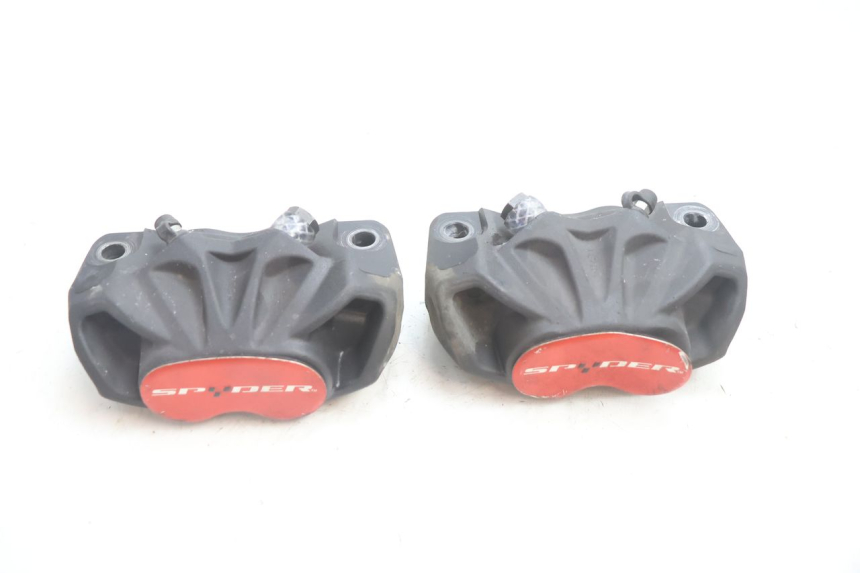 photo de PINZA FRENO ANTERIORE  CAN-AM SPYDER RS 1000 (2008 - 2012) - Altra angolazione
