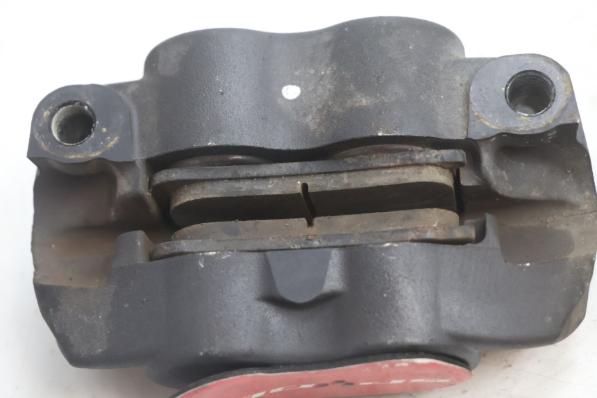 photo de PINZA FRENO ANTERIORE  CAN-AM SPYDER RS 1000 (2008 - 2012) - Stato della superficie e materiale