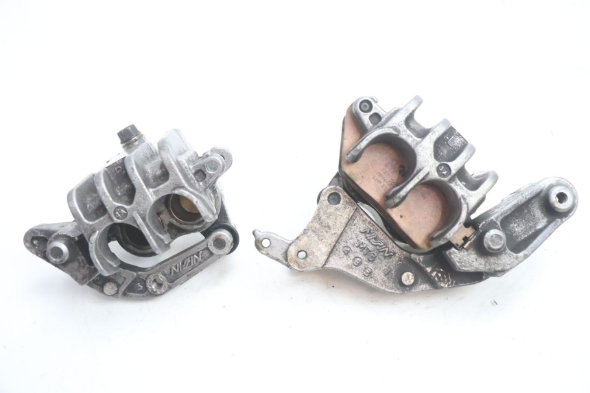 photo de PINZA FRENO ANTERIORE  HONDA ST PAN EUROPEAN 1100 (1990 - 2002) - Dettagli dei punti di fissaggio