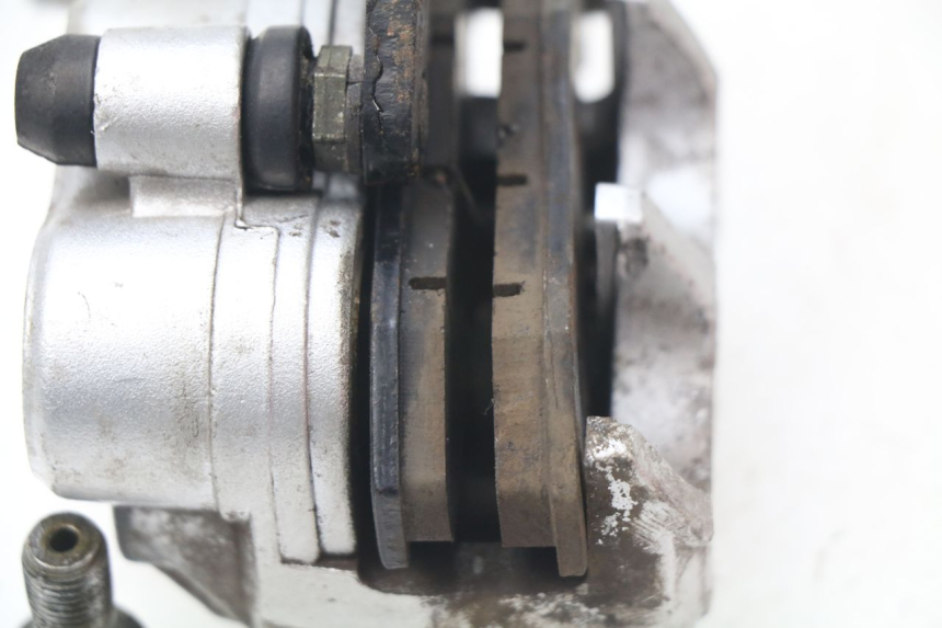 photo de Pinza freno anteriore RAZZO STEED 125 (2012 - 2018) - Zoom sullo stato d'uso