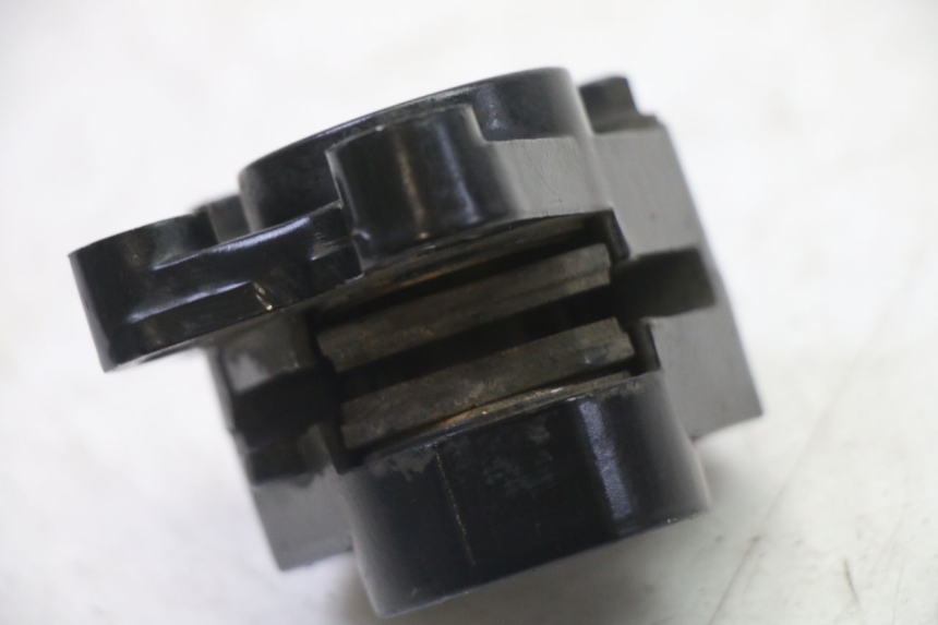 photo de PINZA FRENO ANTERIORE  PEUGEOT STREETZONE I NAKED 2T 50 (2018 - 2020) - Dettagli dei punti di fissaggio