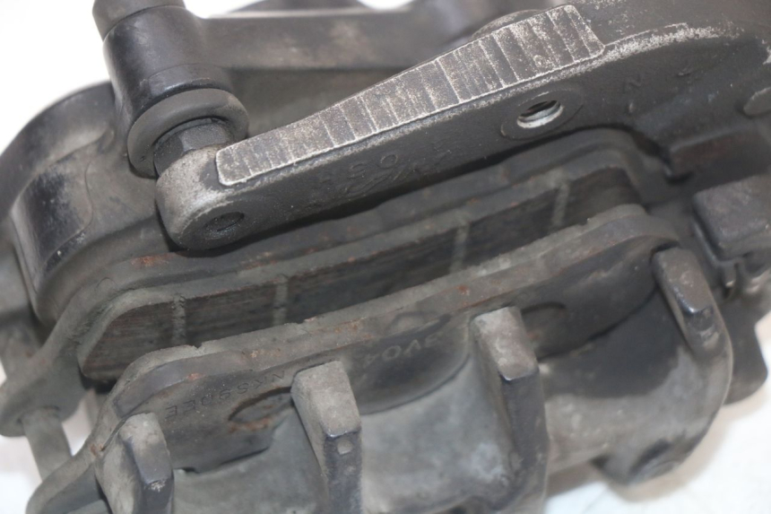 photo de PINZA FRENO ANTERIORE SUZUKI BURGMAN 125 (2007 - 2014) - Dettagli dei punti di fissaggio