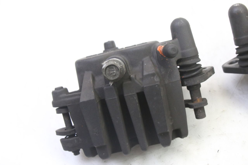 photo de PINZA FRENO ANTERIORE  SUZUKI SV S 650 (2003 - 2009) - Primo piano tecnico