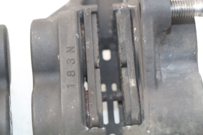 photo de PINZA FRENO ANTERIORE YAMAHA TDM ABS 900 (2002 - 2014) - Zoom sullo stato d'uso