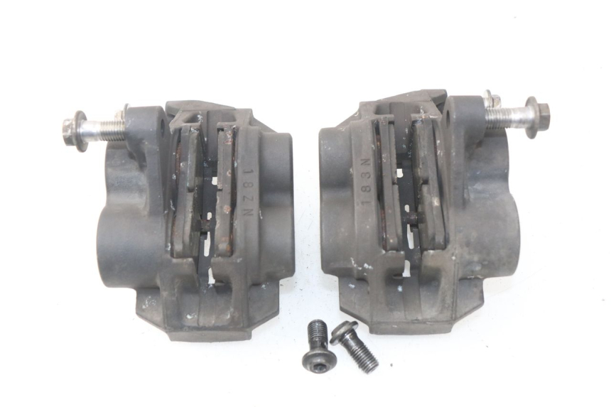 photo de PINZA FRENO ANTERIORE YAMAHA TDM ABS 900 (2002 - 2014) - Altra angolazione