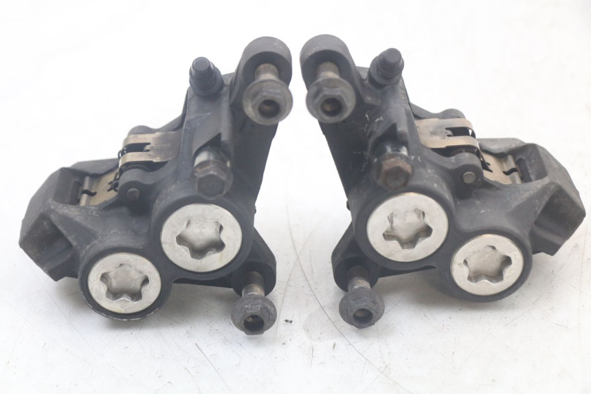 photo de PINZA FRENO ANTERIORE YAMAHA TDM ABS 900 (2002 - 2014) - Dettaglio del componente