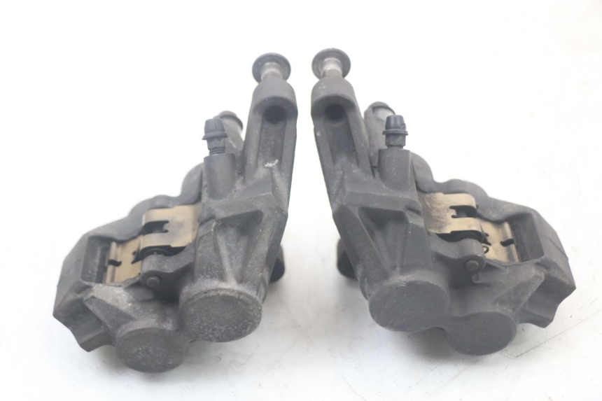 photo de PINZA FRENO ANTERIORE YAMAHA TDM ABS 900 (2002 - 2014) - Primo piano tecnico