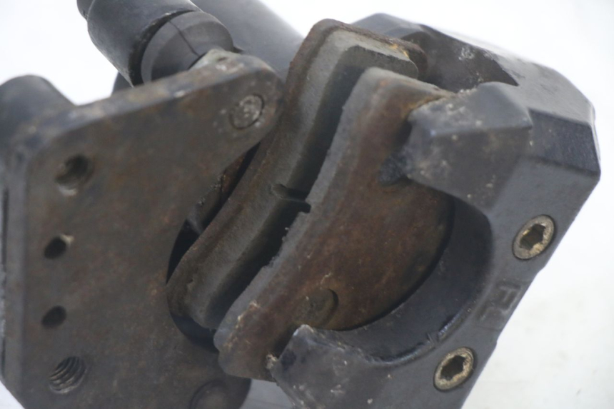 photo de Pinza freno anteriore TNT MOTOR ROMA 10' 2T 50 (2011 - 2018) - Dettagli dei punti di fissaggio