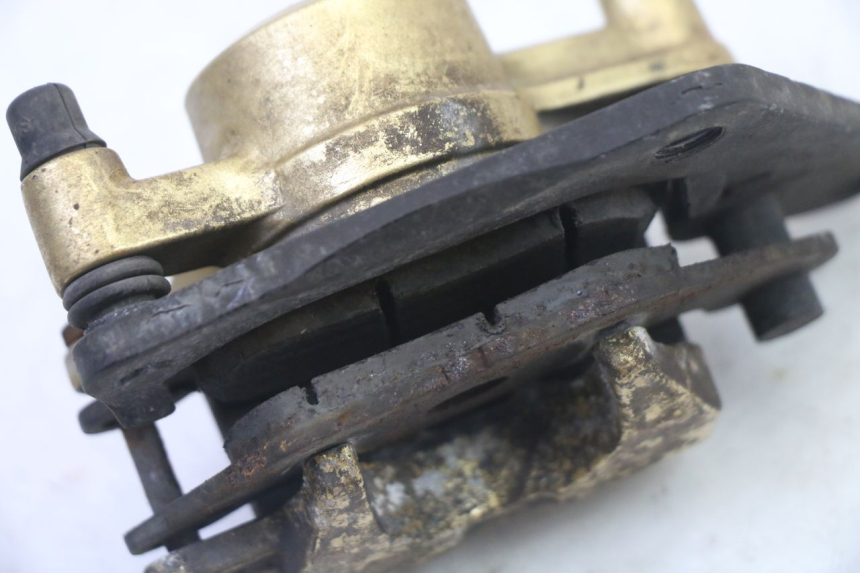 photo de PINZA FRENO ANTERIORE  MBK WAAP 125 (2008 - 2013) - Dettagli dei punti di fissaggio