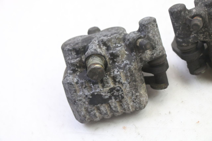 photo de PINZA FRENO ANTERIORE PIAGGIO X9 EVOLUTION 125 (2003 - 2007) - Primo piano tecnico