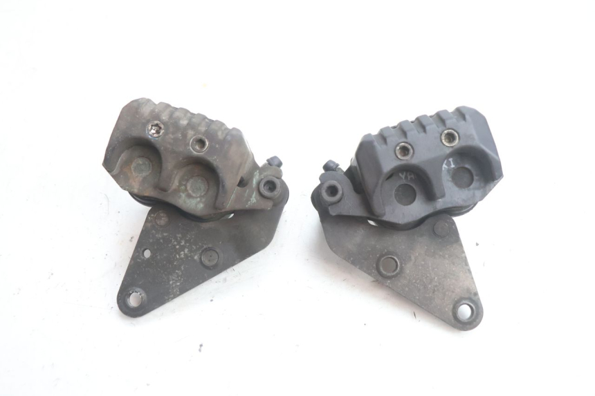 photo de PINZA FRENO ANTERIORE PIAGGIO X9 EVOLUTION 125 (2003 - 2007) - Stato della superficie e materiale