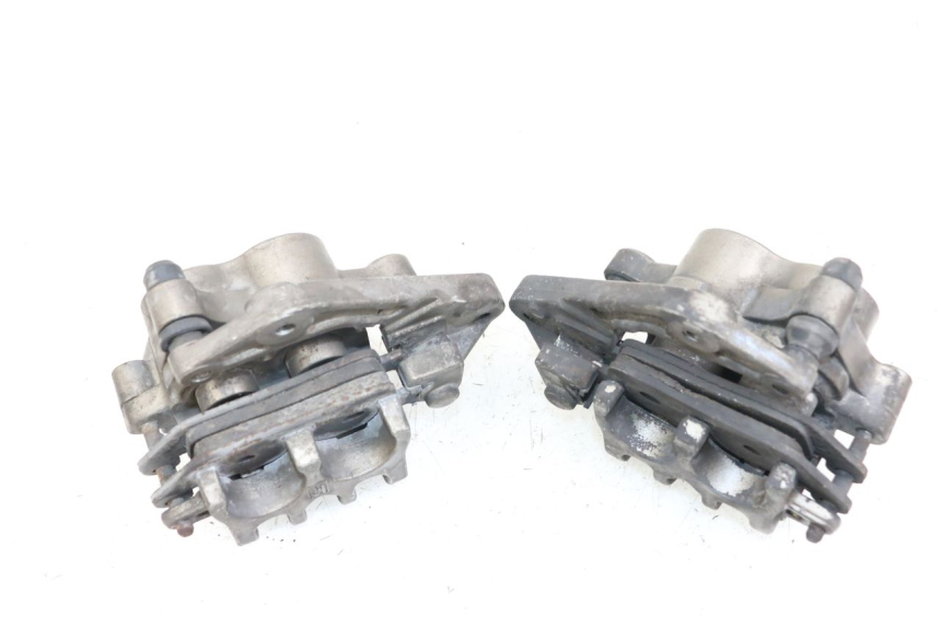 photo de PINZA FRENO ANTERIORE  KYMCO XCITING 250 (2006 - 2009) - Primo piano tecnico