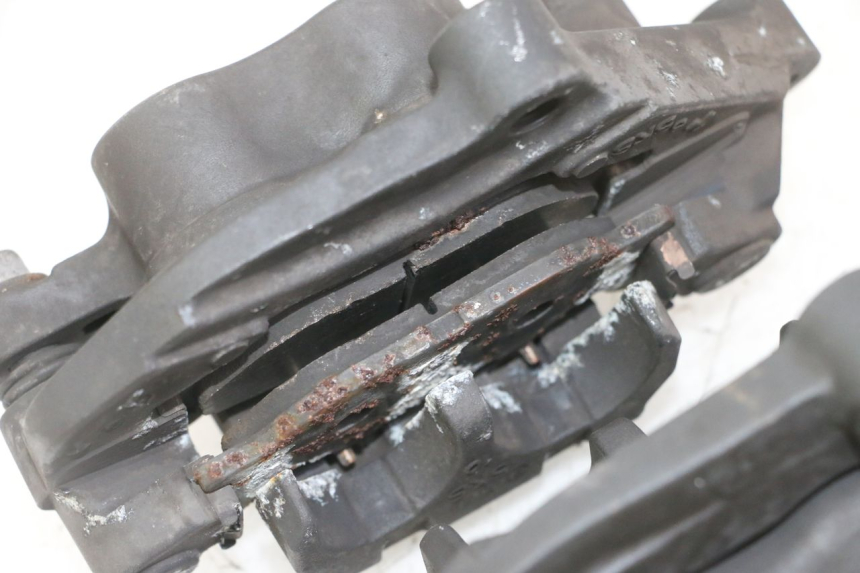 photo de PINZA FRENO ANTERIORE  YAMAHA XJ6 ABS 600 (2008 - 2016) - Zoom sullo stato d'uso