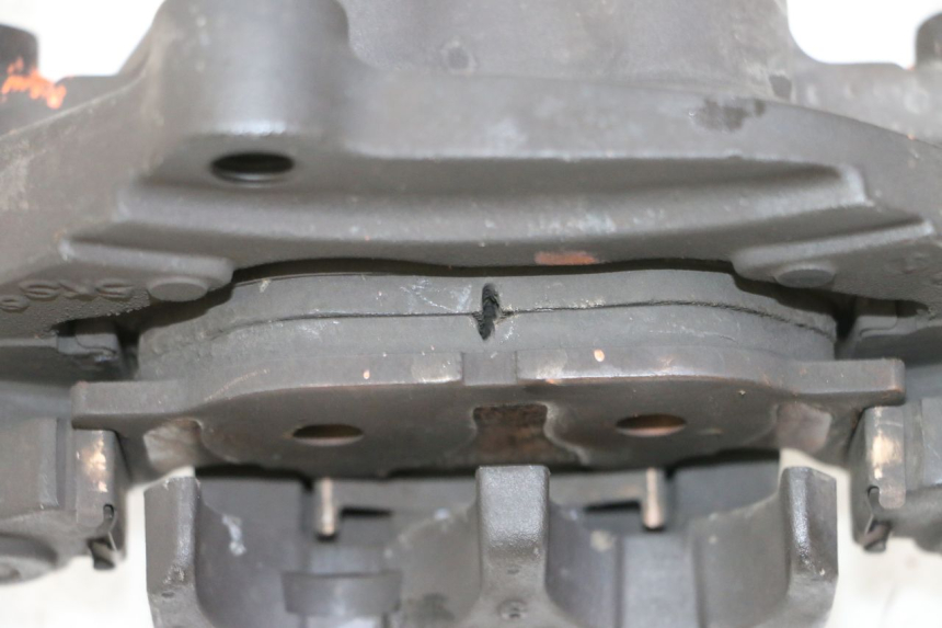 photo de PINZA FRENO ANTERIORE  YAMAHA XJ6 ABS 600 (2008 - 2016) - Primo piano tecnico