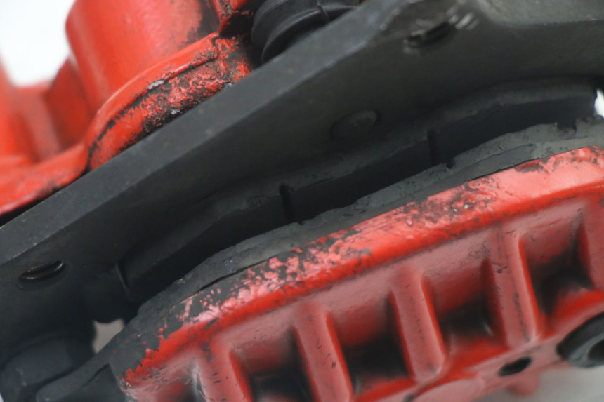 photo de PINZA FRENO ANTERIORE  YAMAHA TZR 50 (2008 - 2016) - Dettagli dei punti di fissaggio