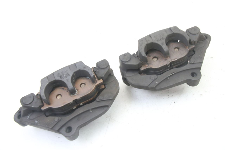 photo de PINZA FRENO ANTERIORE  YAMAHA XJ6 600 (2008 - 2016) - Dettagli dei punti di fissaggio