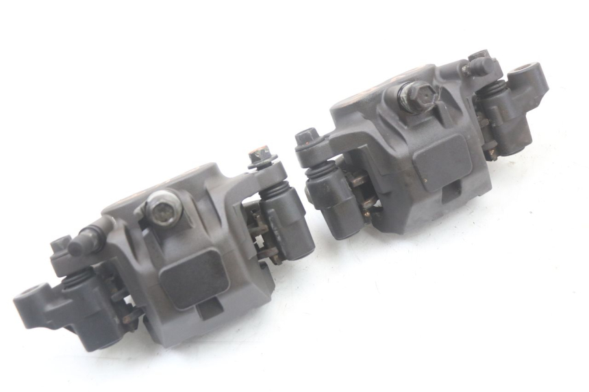 photo de PINZA FRENO ANTERIORE  YAMAHA XJ6 ABS 600 (2008 - 2016) - Primo piano tecnico