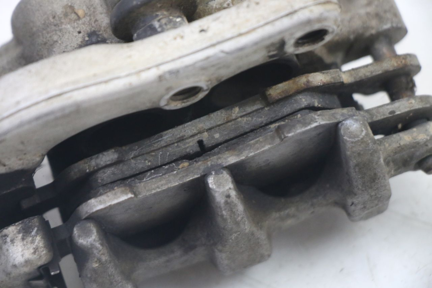 photo de PINZA FRENO ANTERIORE  YAMAHA YZ-F YZF 250 (2007 - 2013) - Dettagli dei punti di fissaggio