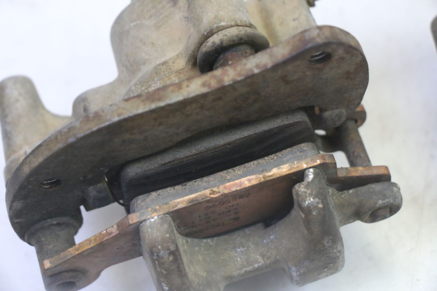 photo de PINZA FRENO ANTERIORE  YAMAHA YFM GRIZZLY 550 (2008 - 2015) - Stato della superficie e materiale